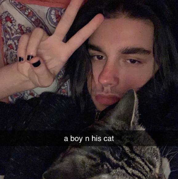 Meet your Posher, Alex - Picture 1 of 1